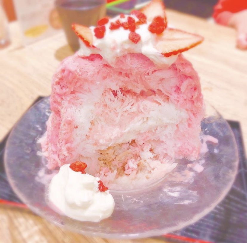 東京の人気かき氷店「和キッチン かんな」のおすすめメニュー・rosaの中身画像